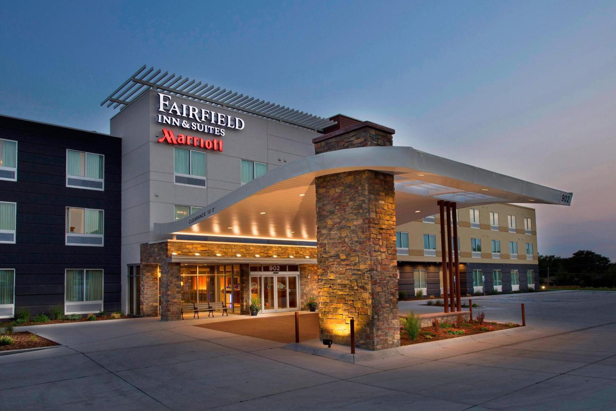 Fairfield & By Marriott