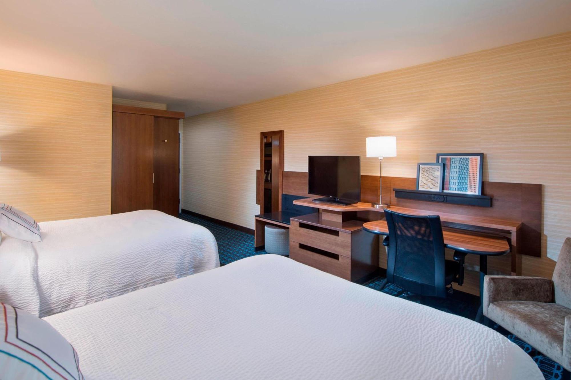 Hotel Fairfield & By Marriott